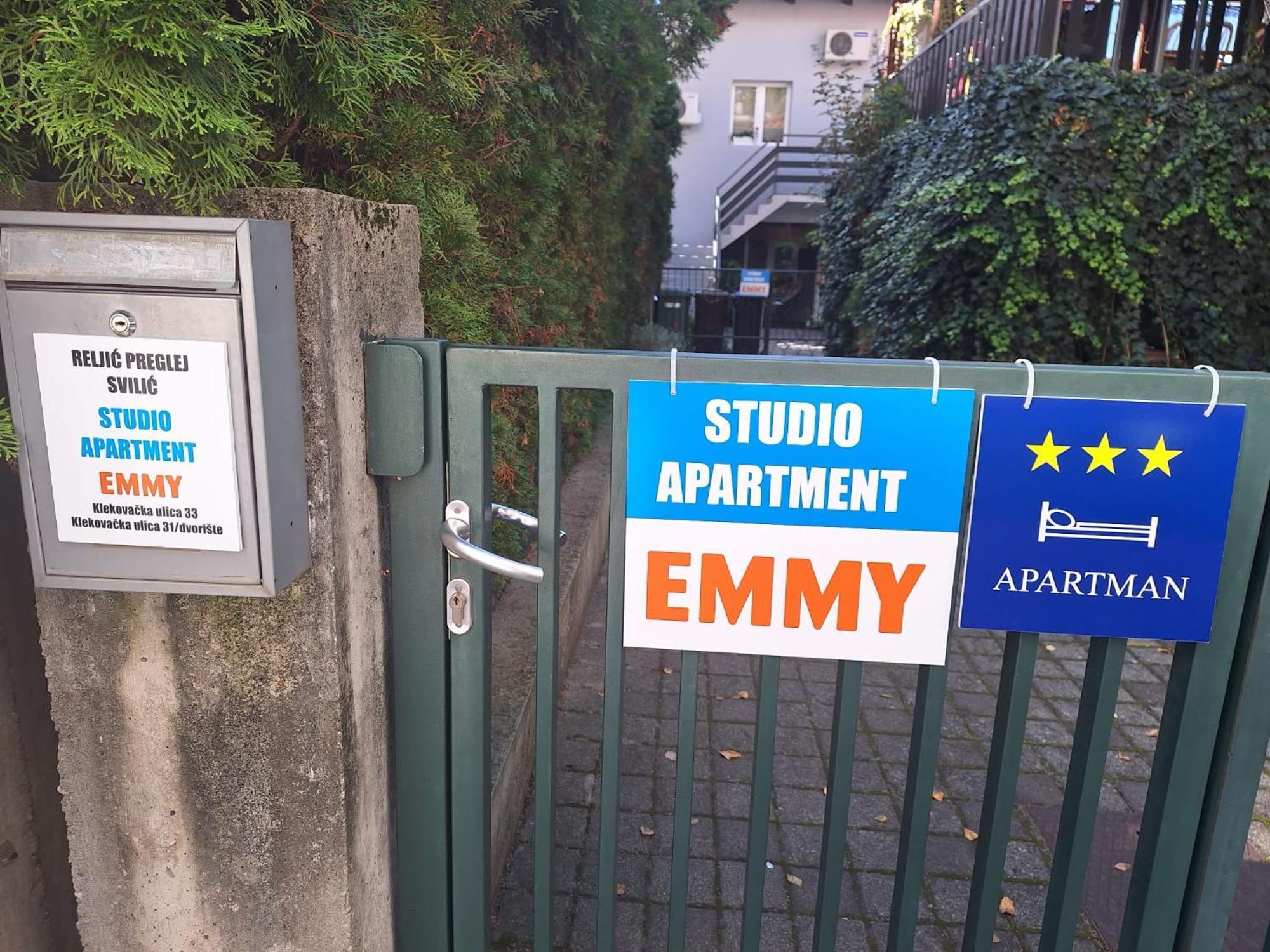 New Studio Apartment Emmy With Free Street Parking Zágráb Kültér fotó